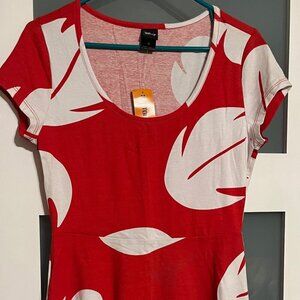 NWT Disney dress Size Medium dress from Lilo & Stitch